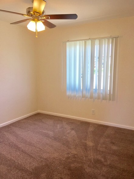 Building Photo - 2211 S Genesee Ave