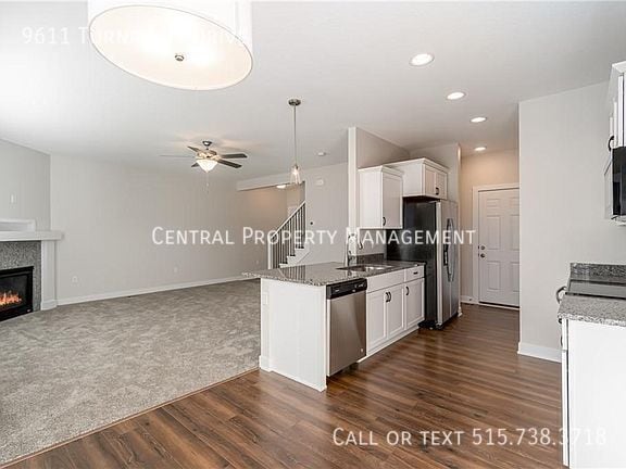 Building Photo - 9611 Turnpoint Dr