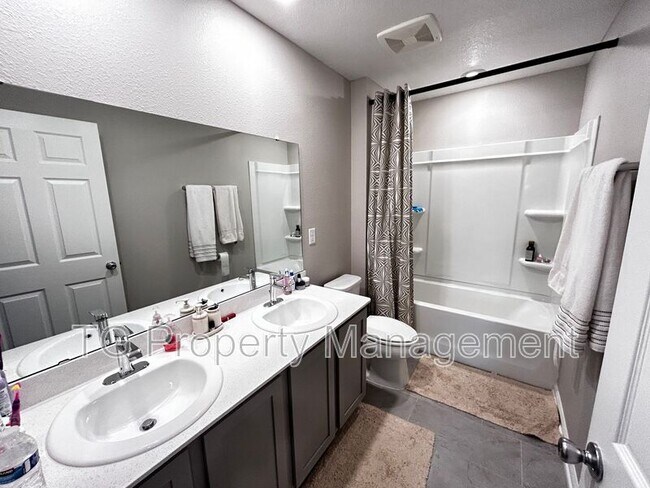Building Photo - 94 Stonecrest Dr