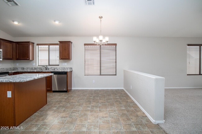 Building Photo - 3717 W Santa Cruz Ave