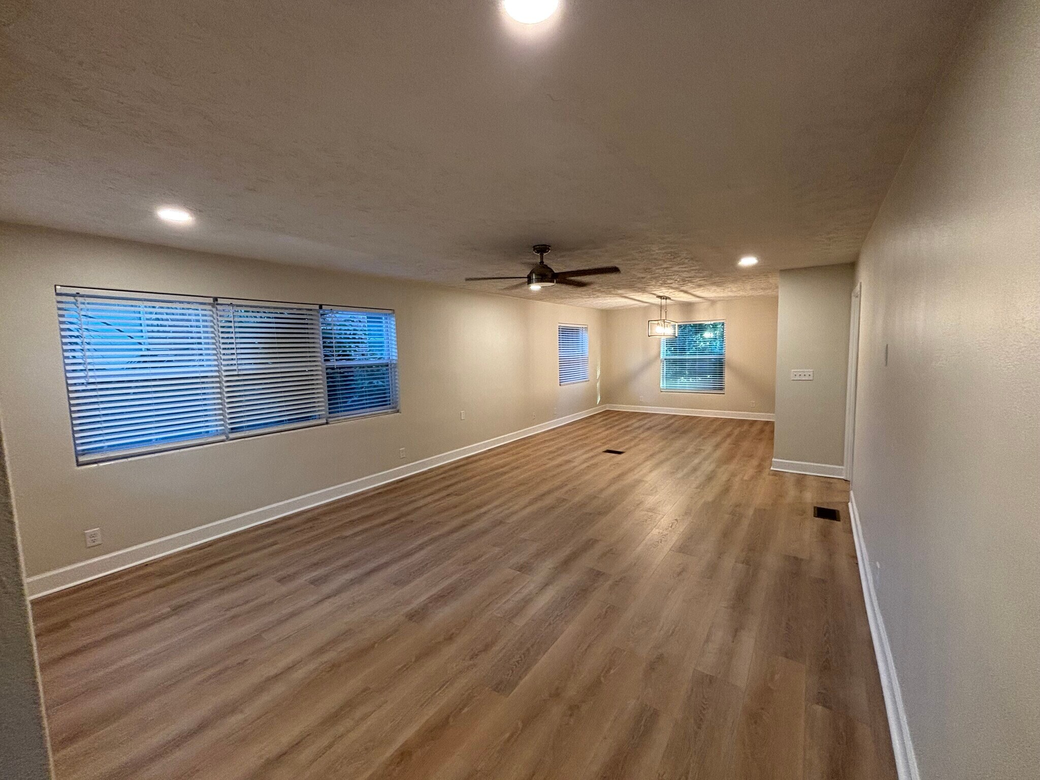 Building Photo - 3142 Belden Cir