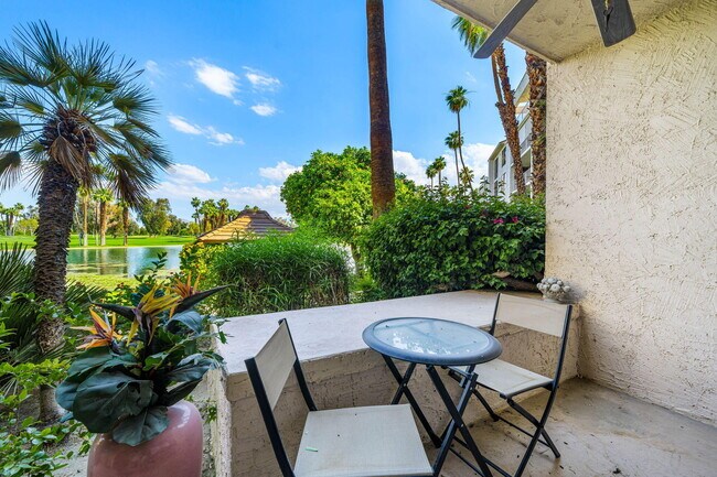 Building Photo - 910 Island Dr