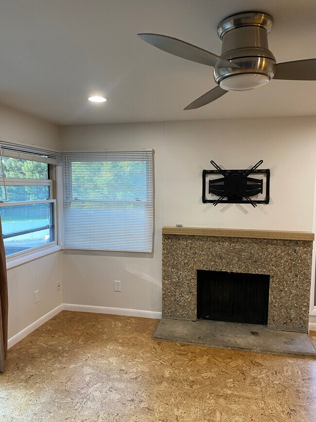 Building Photo - 3355 Bridger Trail
