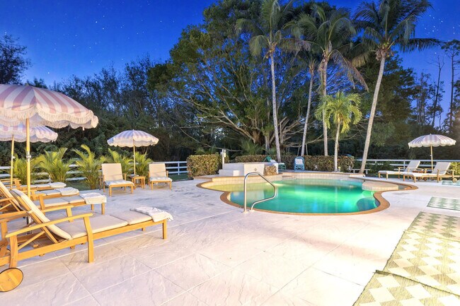 Building Photo - 15100 Sweetwater Ct