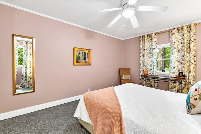 Building Photo - 7093 S Section Line Rd