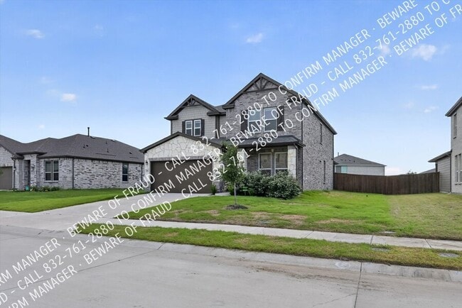 Building Photo - 395 Boroughbridge Dr
