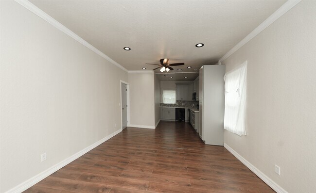Building Photo - 9305 Kentshire Dr