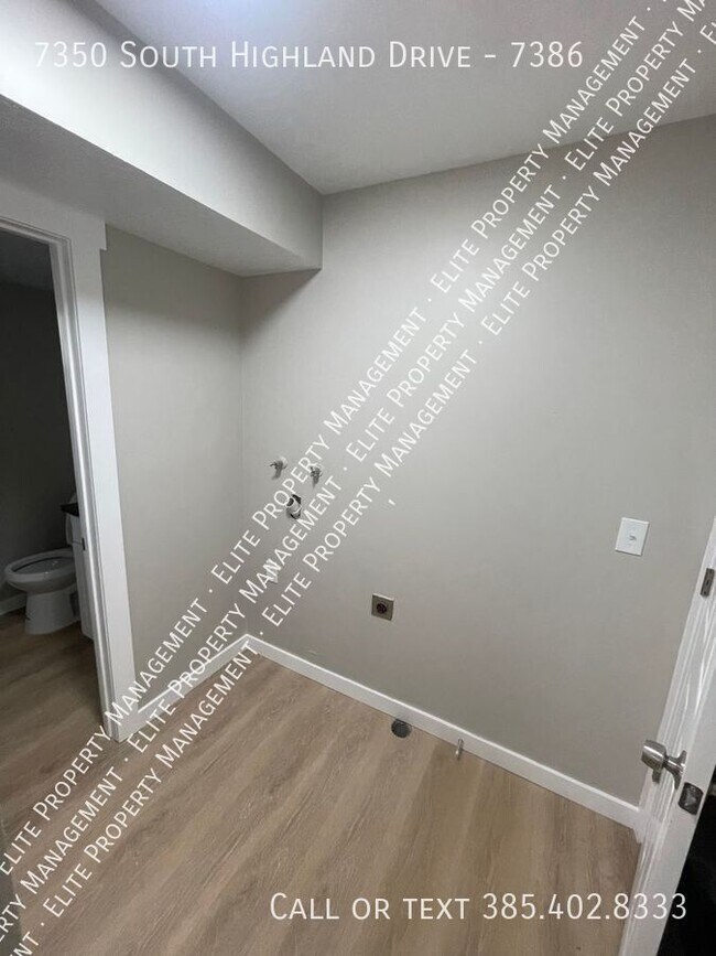 Building Photo - 7350 S Highland Dr