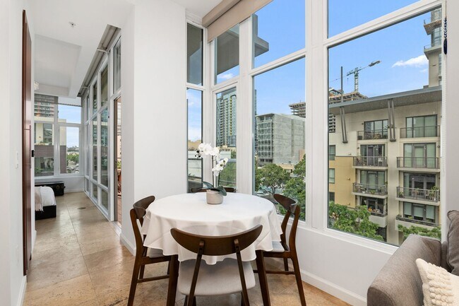 Building Photo - Little Italy Fully Furnished 1 Bedroom! Av...
