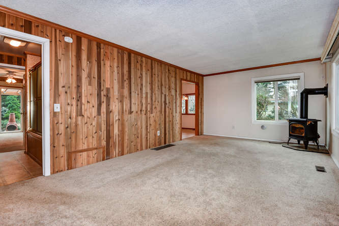 Building Photo - 736 3rd Ave N
