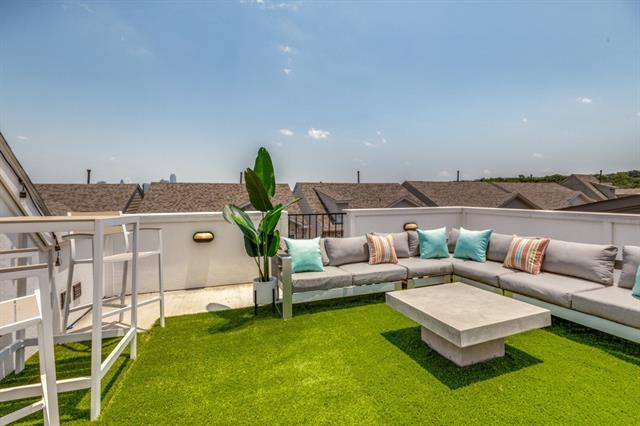 Building Photo - 2537 El Camino Ln