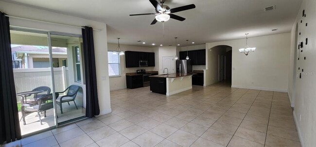 Building Photo - 14632 Trapper Rd