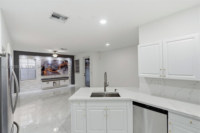 Building Photo - 24423 SW 118 Ave