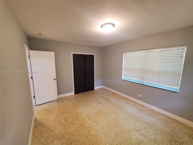 Building Photo - 40 NW 44th St