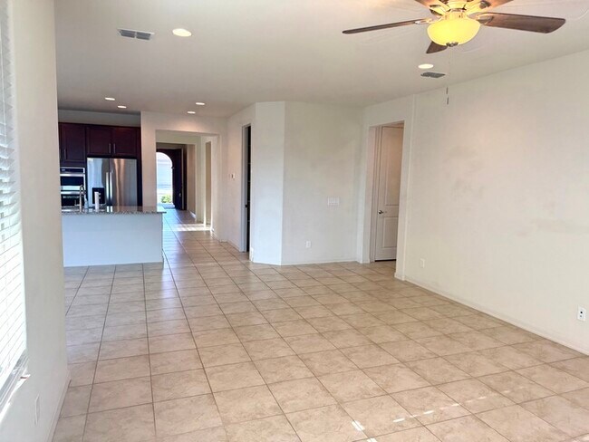 Building Photo - Beautiful 4BR/3BA single-story home in Harvest Queen Creek! Built in 2021 with 2,306 SF, den, che...