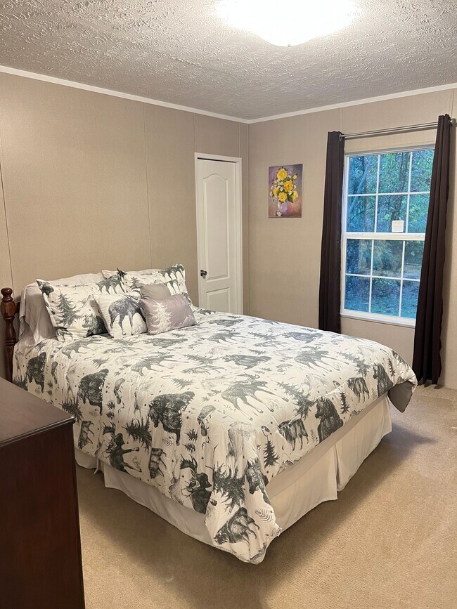 Building Photo - 2634 Cedar Creek Rd