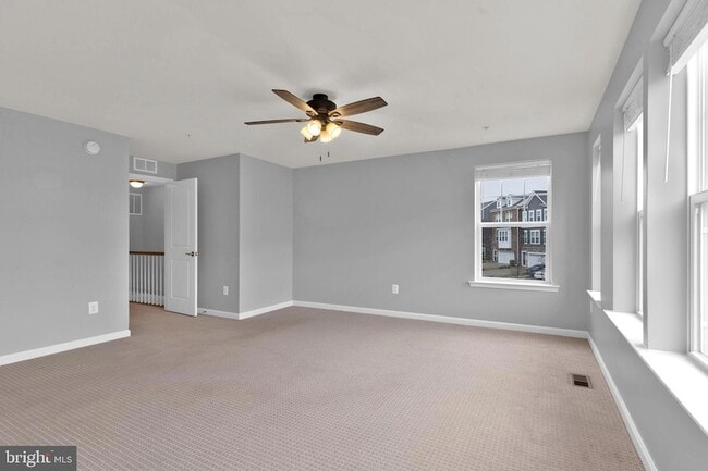 Building Photo - 9713 Glassy Creek Way