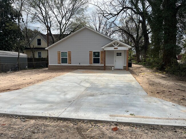 Building Photo - COX-VINE STREET