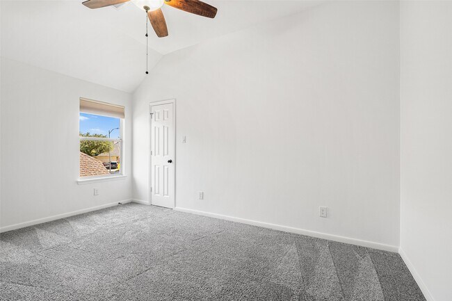 Building Photo - 24518 Hamilton Mill Ct