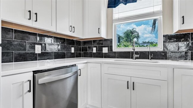 Building Photo - 12257 Country White Cir