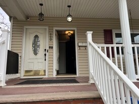 Building Photo - 112 Hamilton Ave
