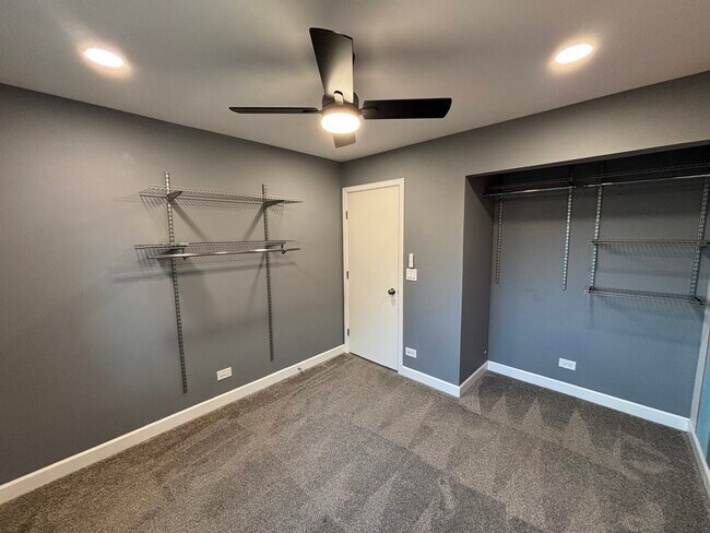 Building Photo - 2114 Southwind Cir