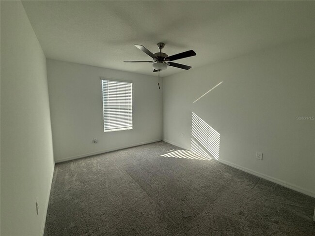 Building Photo - 2881 Silver Scallop Lp