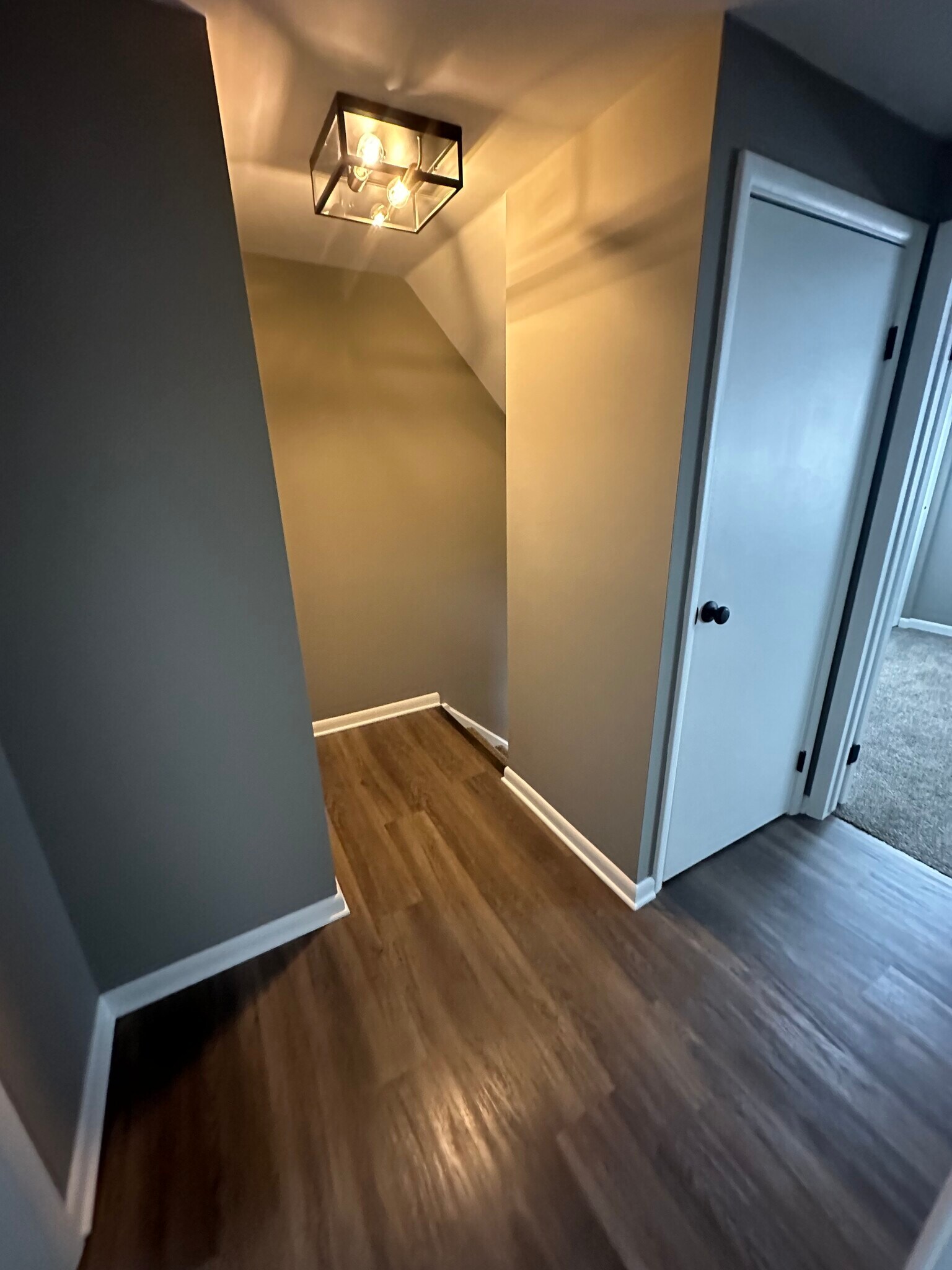 Upper hallway - 35 Farmbrook Drive