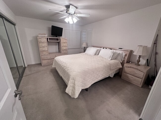 Building Photo - 441 Moser Ave