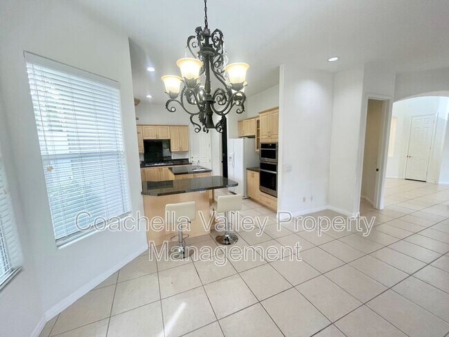 Building Photo - 20 Trafalgar