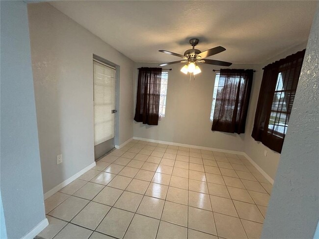 Building Photo - 8630 Aero Ave