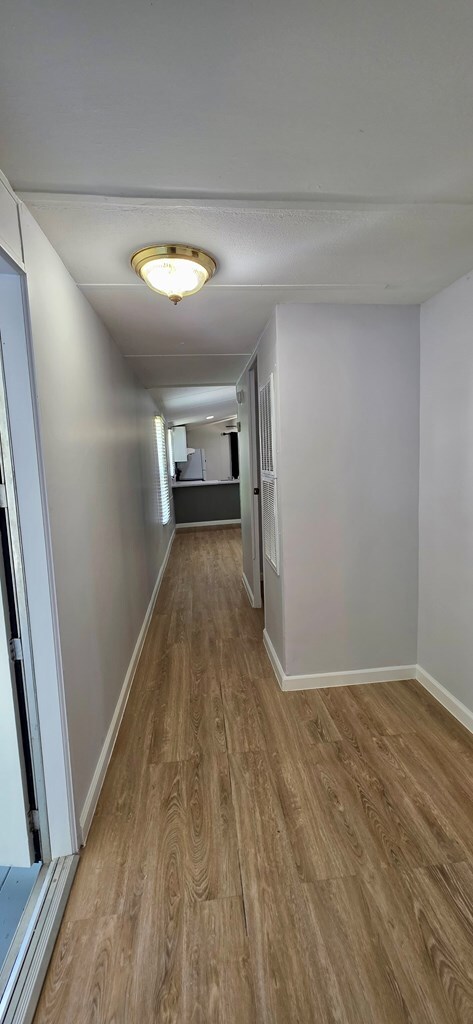 Building Photo - 164 N Duck Ave