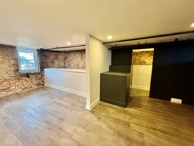 Building Photo - 1228 Bryan Ave