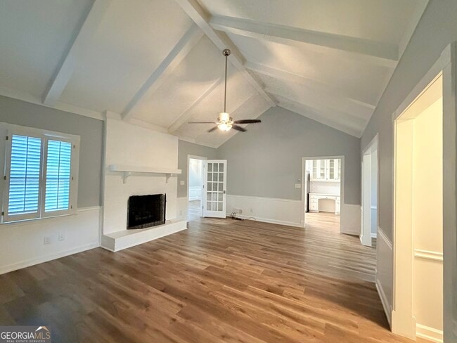 Building Photo - 315 Hardscrabble Rd