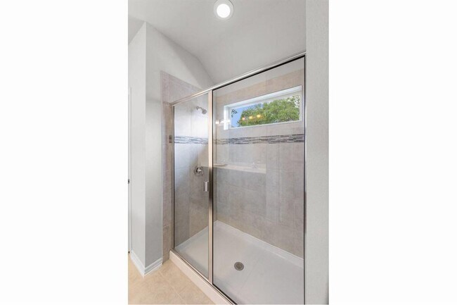 Building Photo - 9004 Gage Dr