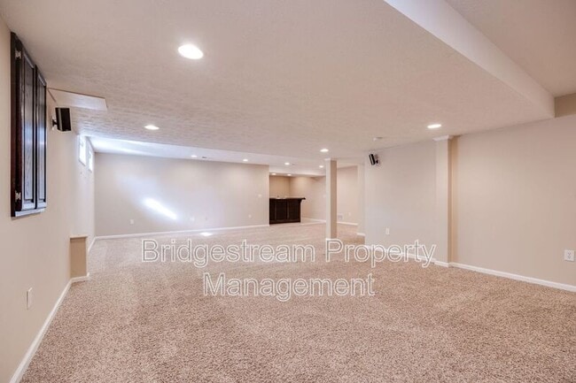 Building Photo - 1875 Prairie Clover Dr