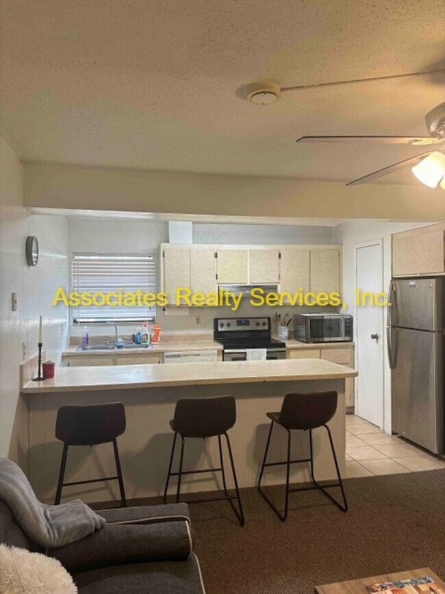 Building Photo - LOOK!!! 2 bedroom in Brandywine with Balco...