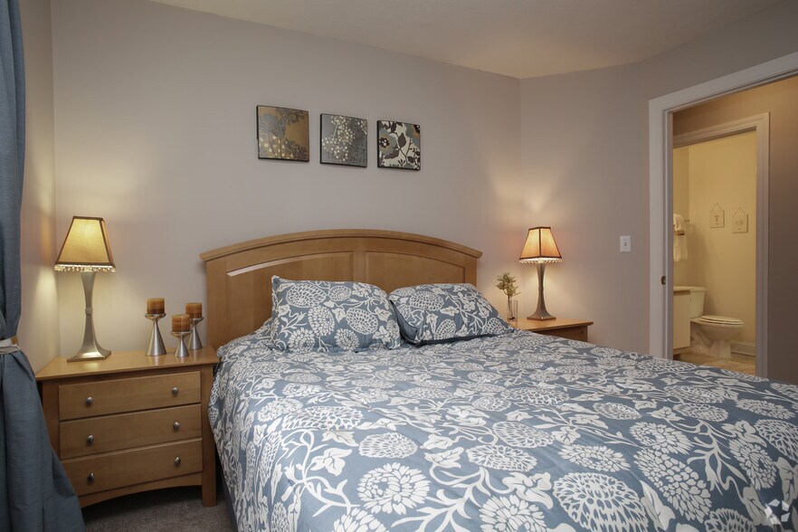 Terraces on Northridge 256 Northridge Oval Brooklyn OH 44144