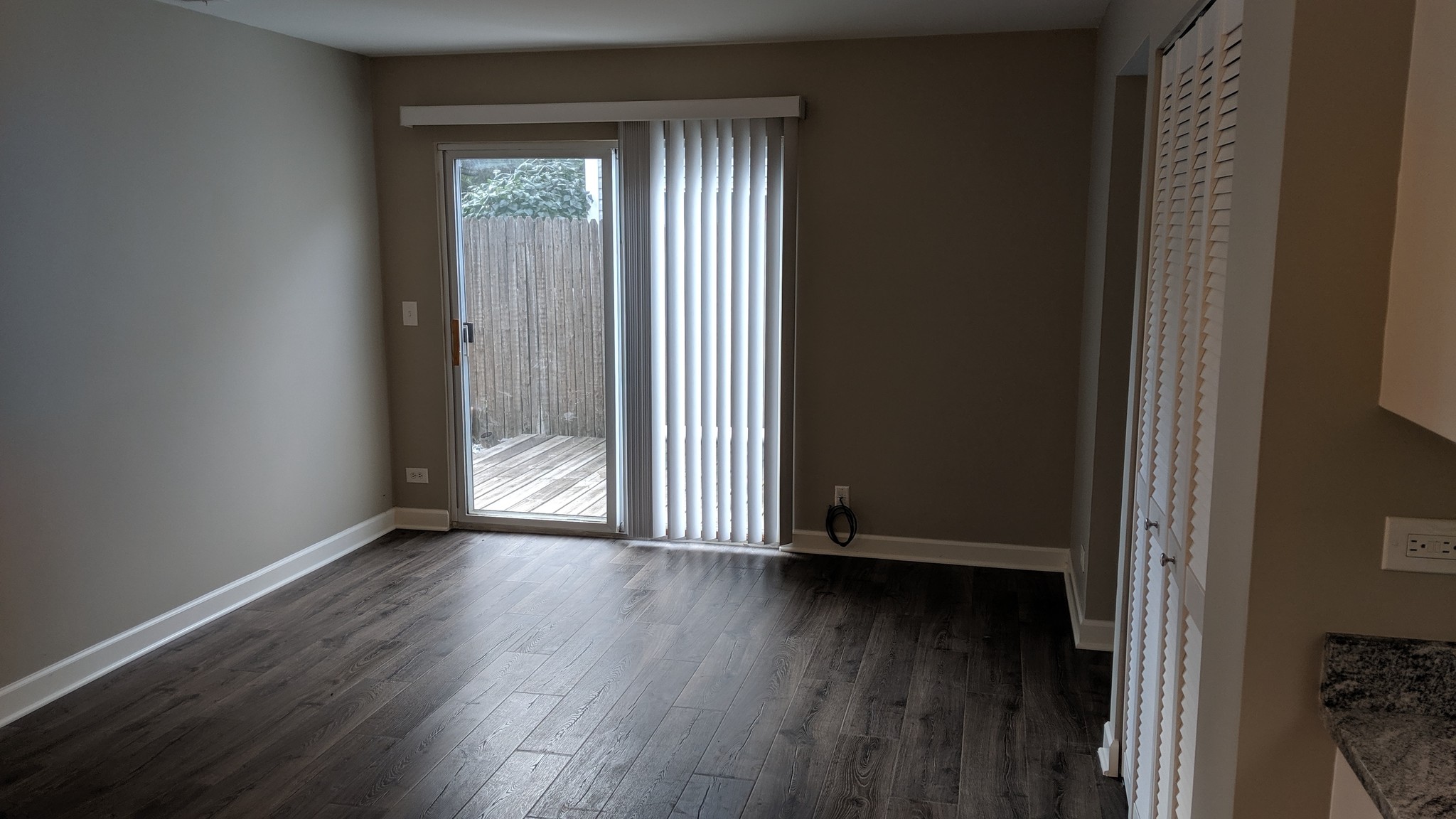 Family room - 1369 Westminster Cir