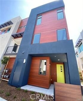 Building Photo - 402 Transport