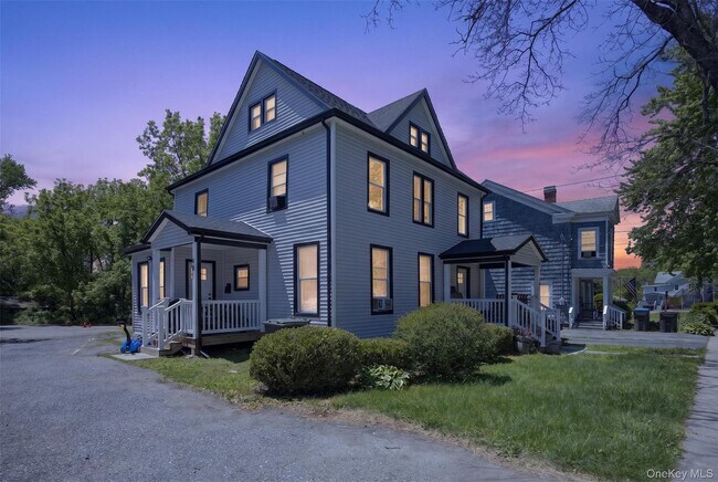 Building Photo - 28 Academy Ave