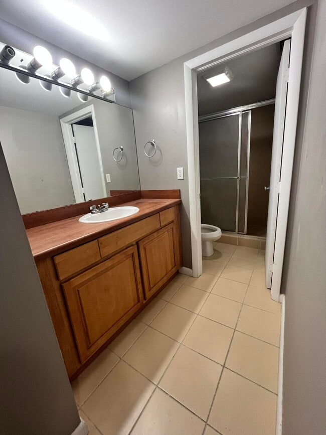 Building Photo - 1700 Presidential Way