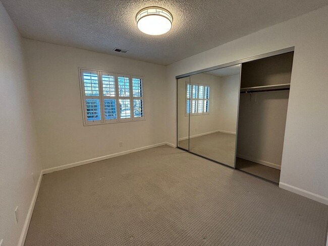 Building Photo - Welcome to your ideal rental home!