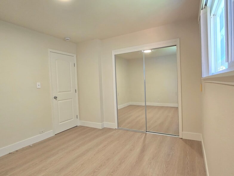 Building Photo - 3579 Agate Dr