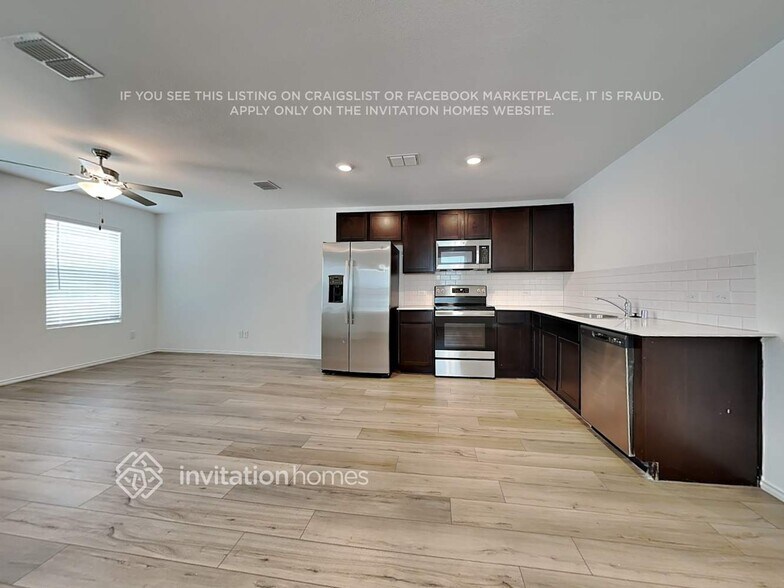 Building Photo - 364 Br Vlg Wy