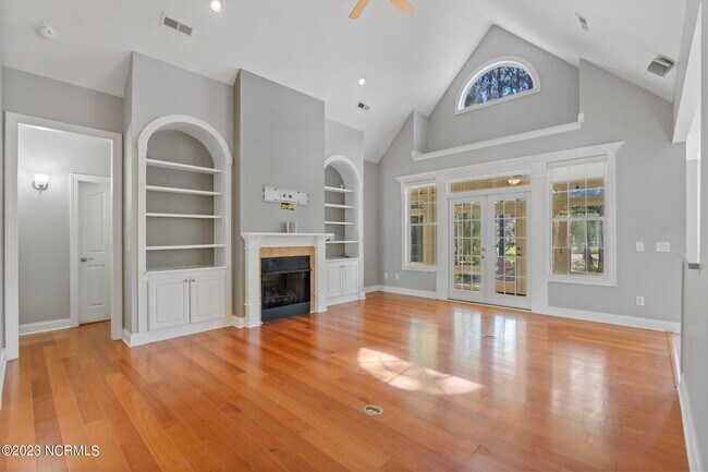 Building Photo - 3929 Harmony Cir