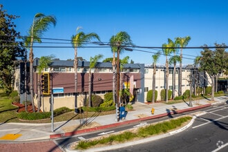 Building Photo - ARTESIA (Garden)