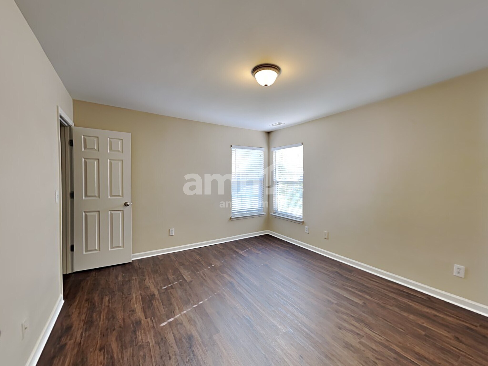 Building Photo - 7036 Spanglers Spring Way