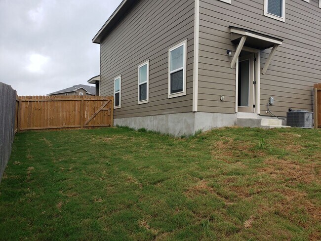 Building Photo - 7310 Colina Way