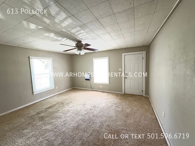 Building Photo - 613 Pollock-